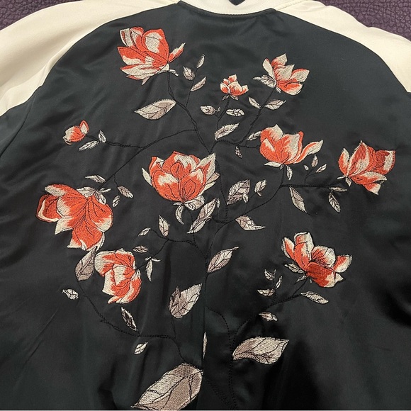 Silence + Noise Flower bomber jacket - Picture 7 of 12